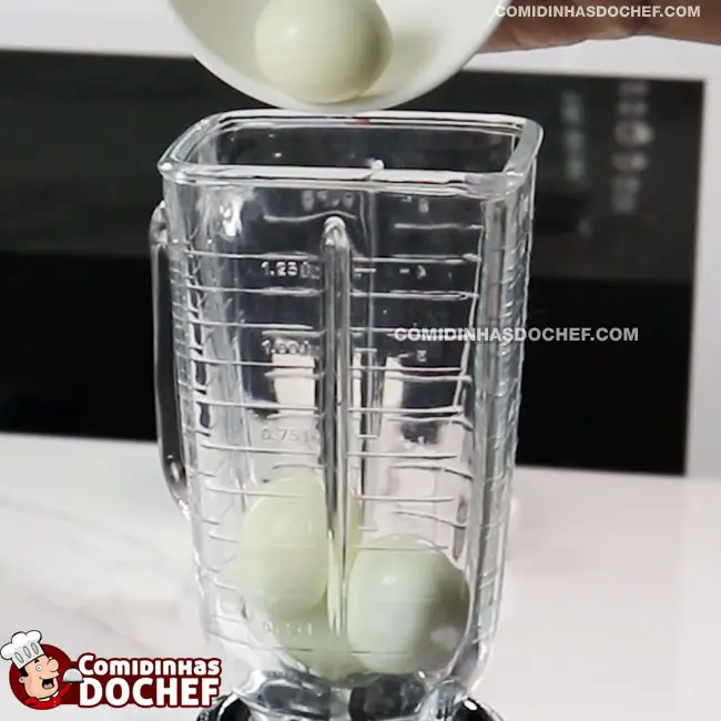 Molho Verde com Creme de Leite - Passo 1