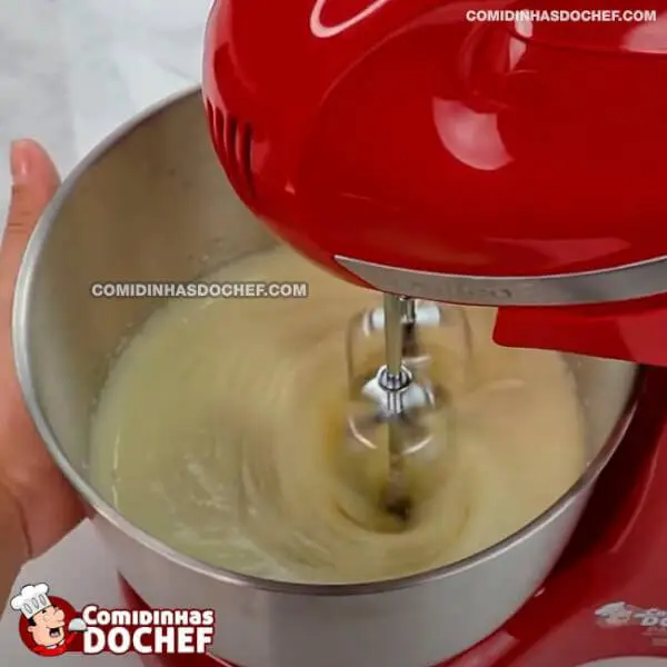 Bolo Com Granulado de Chocolate - Passo 2