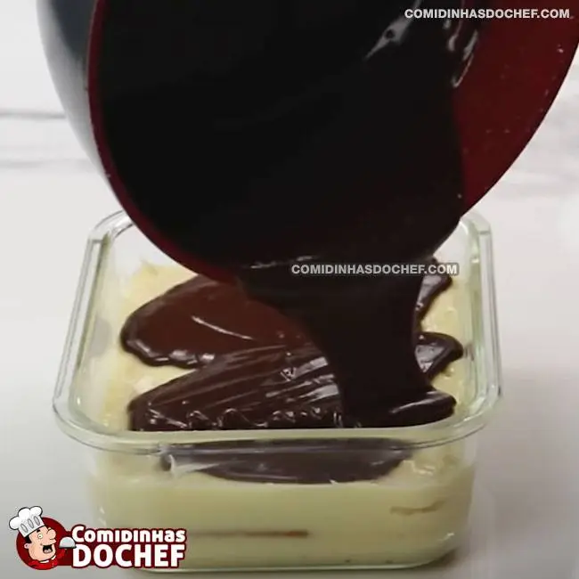 Pavê de Creme e Chocolate - Passo 5