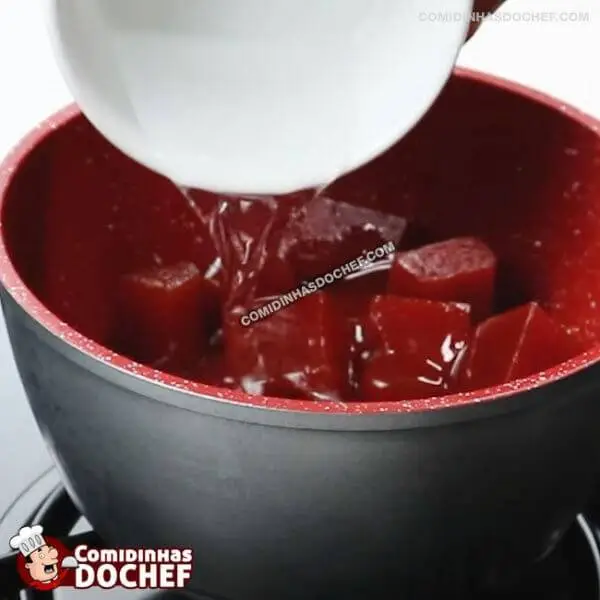 Sobremesa Romeu e Julieta com Requeijão Cremoso - Passo 1