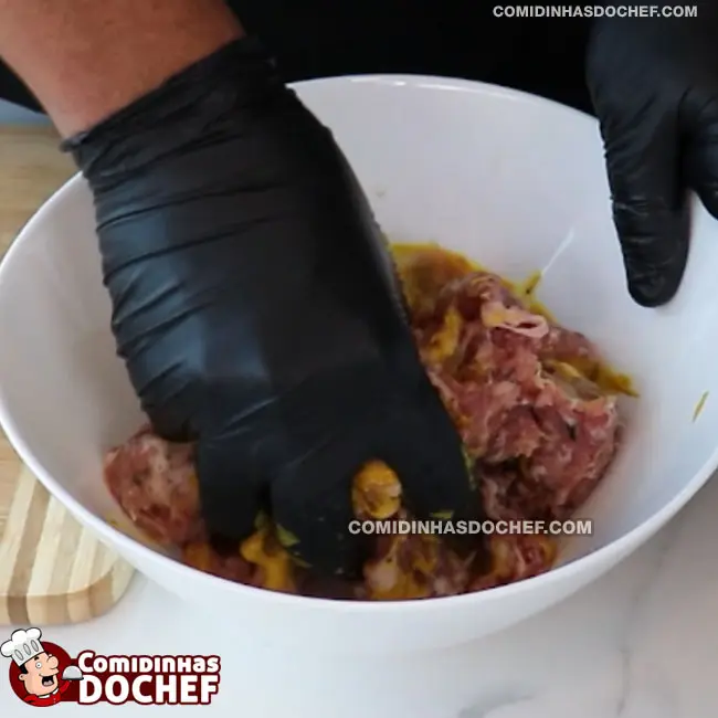 Pão Recheado Com Linguiça - Passo 3