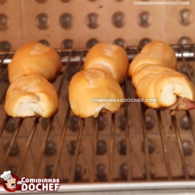 Pão Recheado Com Linguiça - Passo 6
