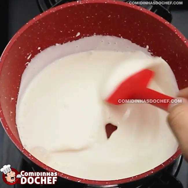 Sobremesa com Ganache e Bolacha - Passo 1