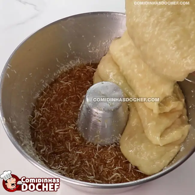 Bolo Cocada Caramelizada - Passo 7