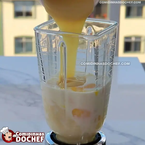 Bolo de Milho com Queijo Parmesão no Liquidificador - Passo 6