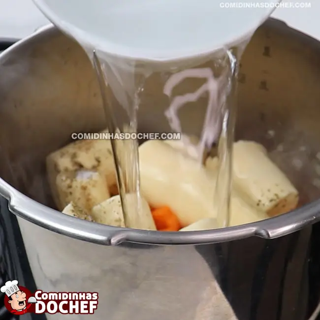 Caldo de Frango Caseiro - Passo 3