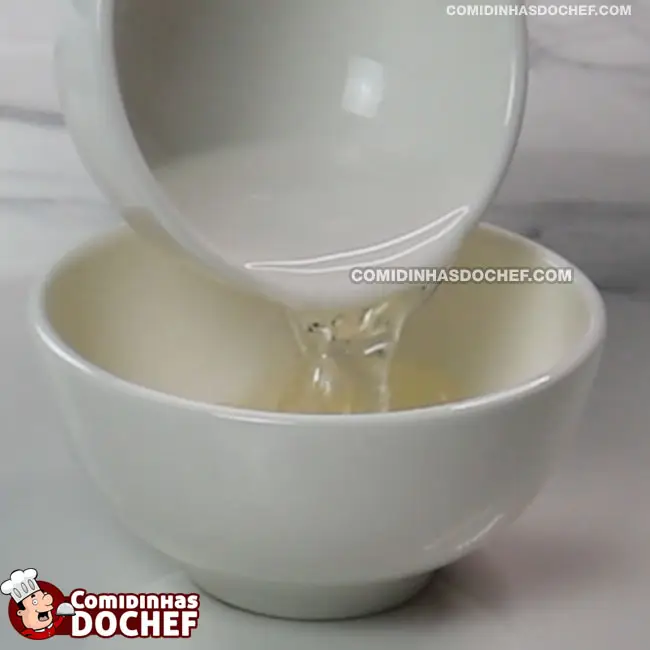 Mousse de Pêssego com Gelatina - Passo 1