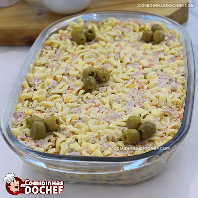 Salada de Macarrão Cremoso