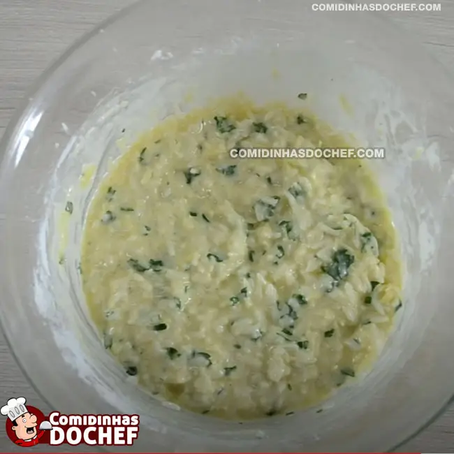Bolinho de Arroz Rápido e Fácil - Passo 2