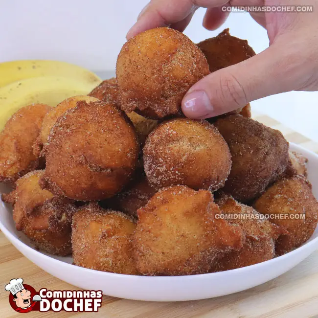 Bolinho de Banana Simples