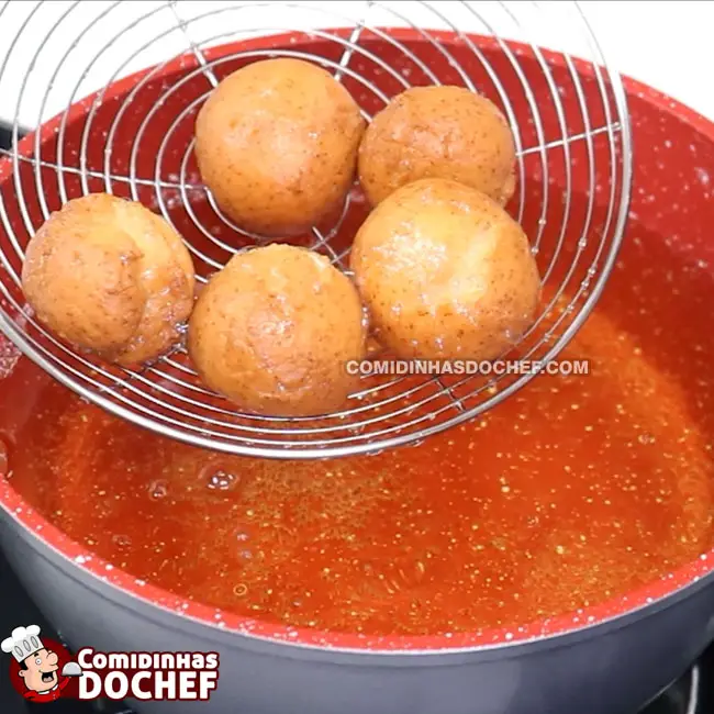 Bolinho de Chuva Sequinho e Crocante - Passo 6