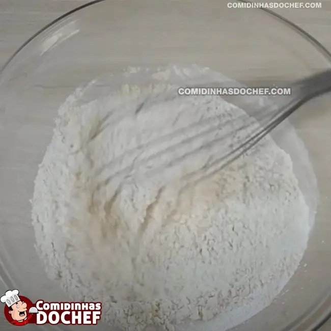 Bolinho de Chuva Simples - Passo 2