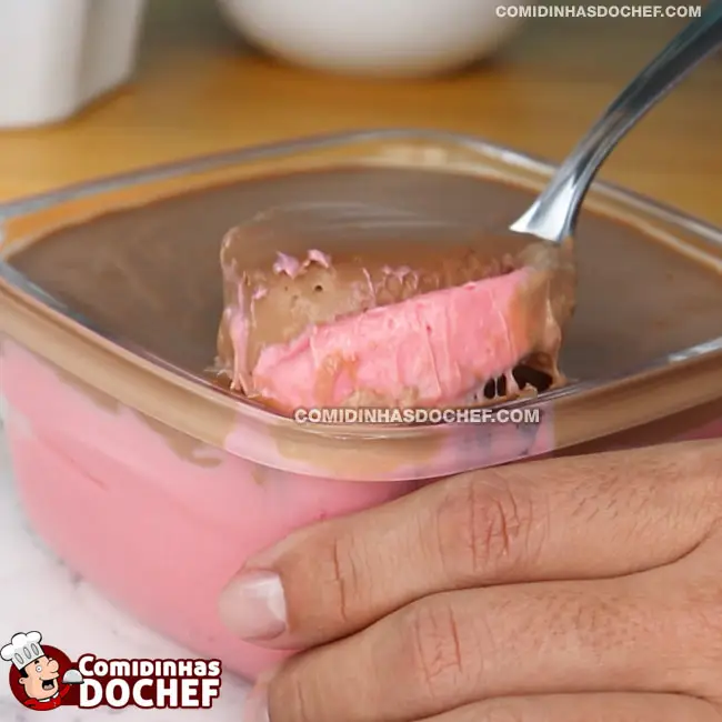 Sobremesa com Gelatina de Morango - Passo 3