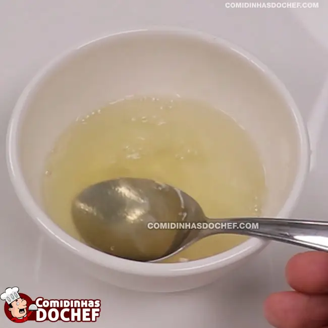 Sobremesa de Manga Gelada - Passo 2