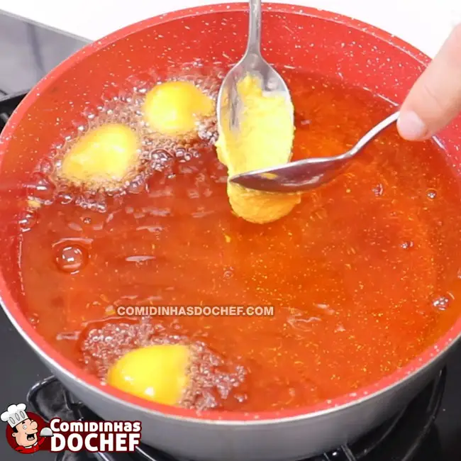 Bolinho de Cenoura Frito - Passo 5