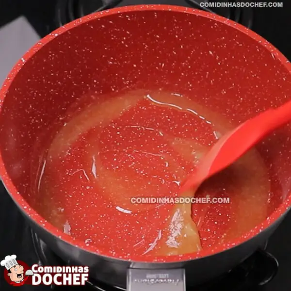Bolo de Abacaxi Caramelizado Simples - Passo 1