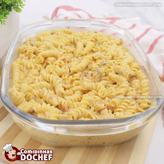 Macarrão com Sardinha e Creme de Leite