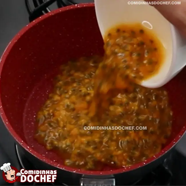 Mousse de Maracujá com Leite Condensado - Passo 1