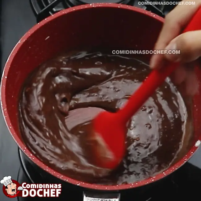 Pavê com Ganache - Passo 3