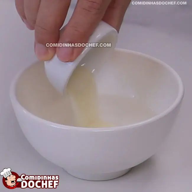 Sobremesa de Chocolate Simples e Fácil - Passo 1