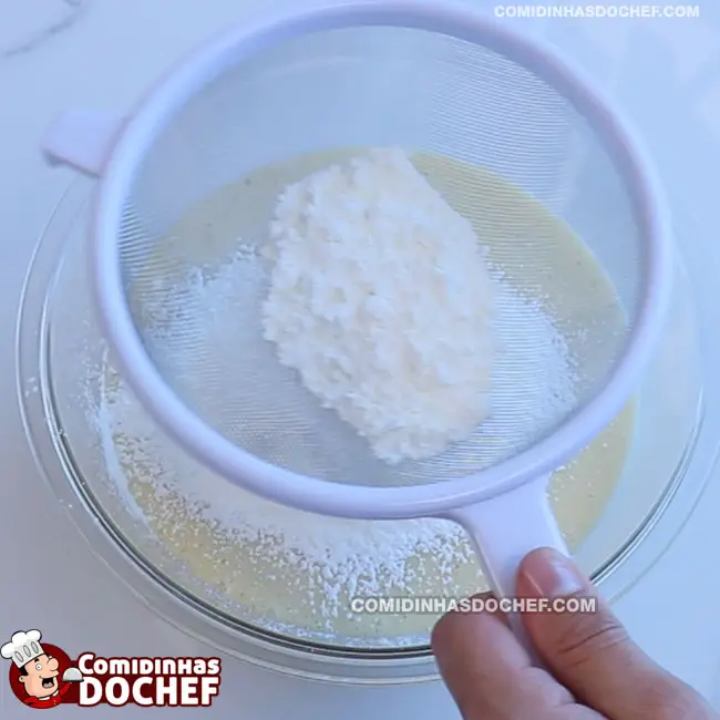 Bolo de Banana de Liquidificador Rápido - Passo 4