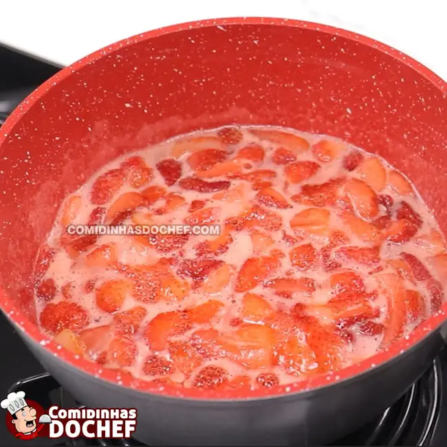 Geleia de Morango para Torta - Passo 6