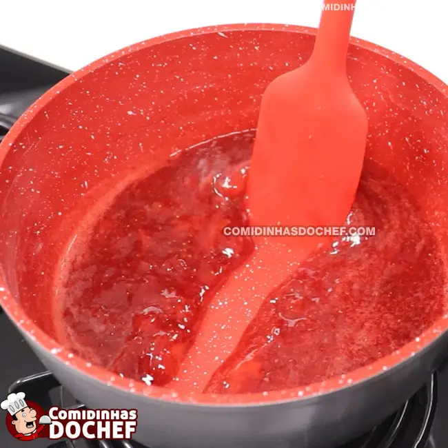 Geleia de Morango para Torta - Passo 9