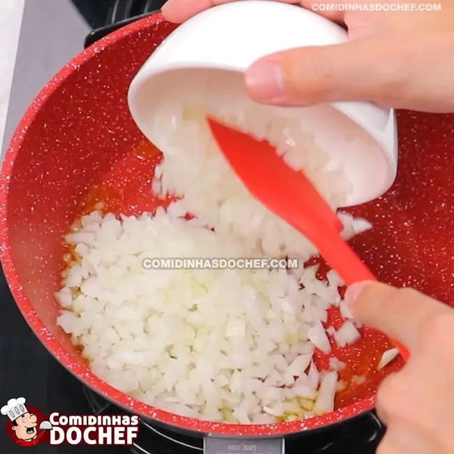 Macarronada com Sardinha Enlatada - Passo 1