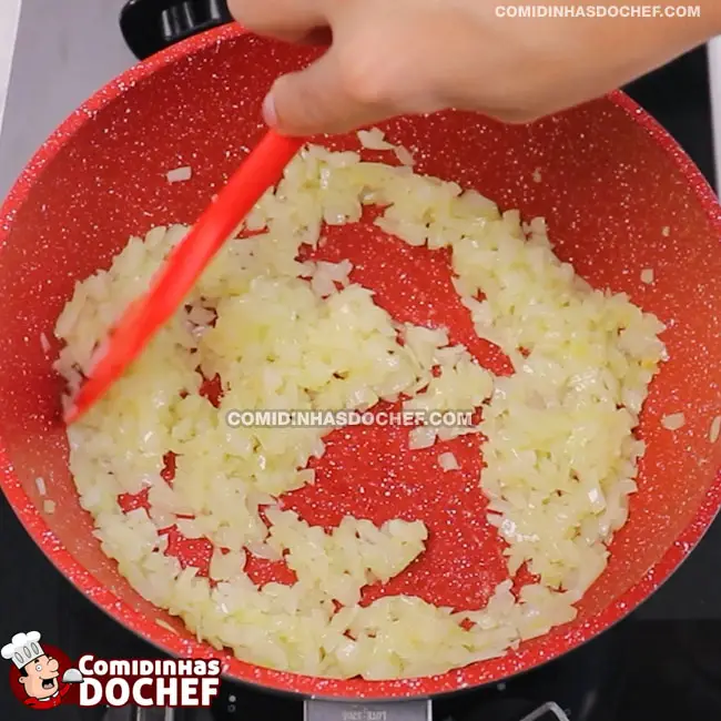 Macarronada com Sardinha Enlatada - Passo 2