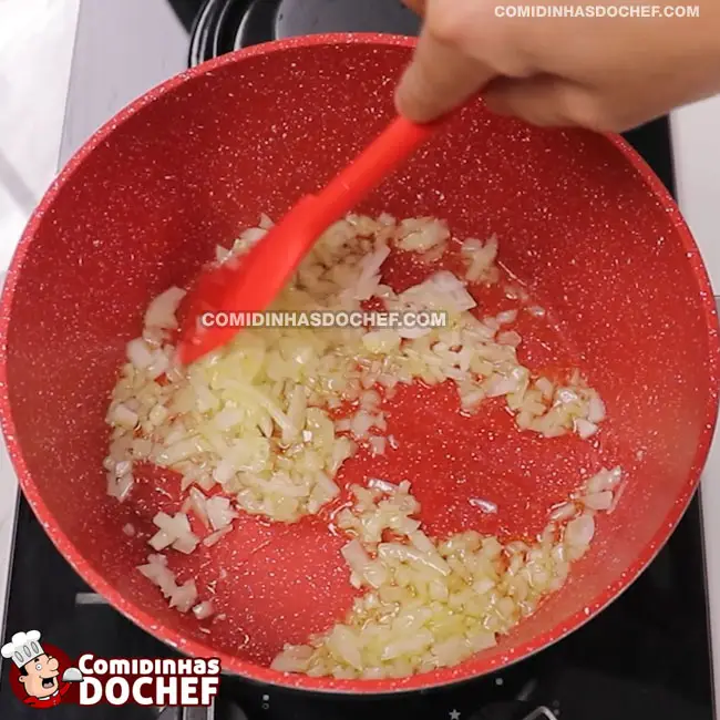 Arroz com Passas Natalino - Passo 2