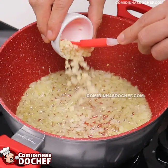 Arroz com Passas Natalino - Passo 3