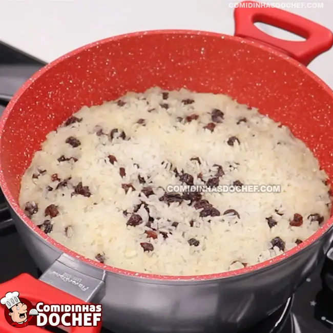Arroz com Passas Natalino - Passo 8