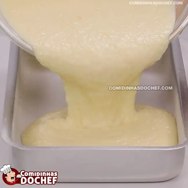 Bolo Bombocado Simples e Fácil - Passo 5