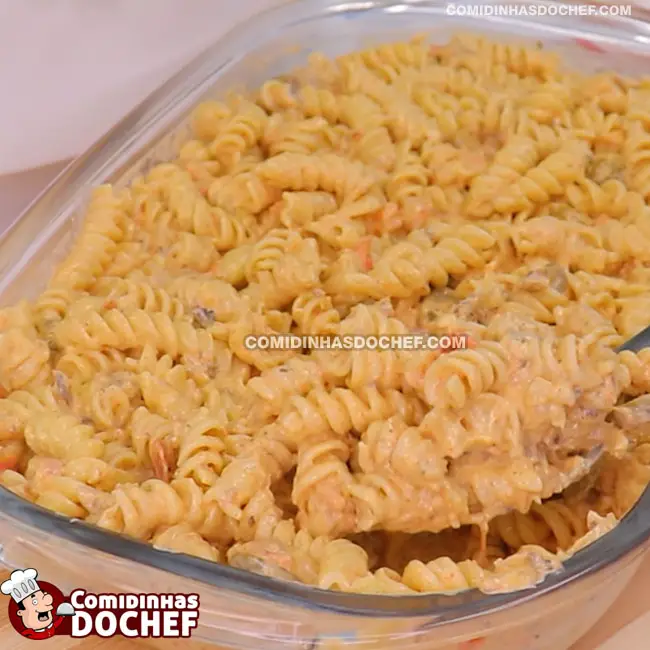 Macarrão com Sardinha e Creme de Leite - Passo 16