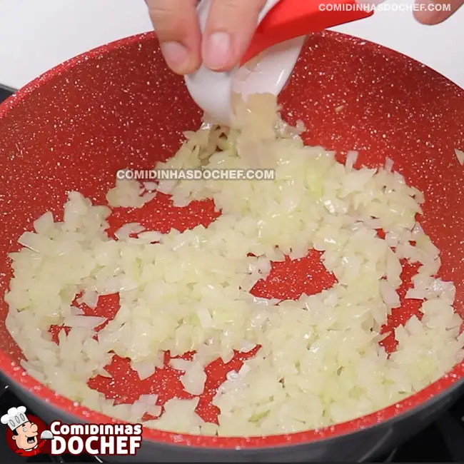 Macarrão com Sardinha e Creme de Leite - Passo 3