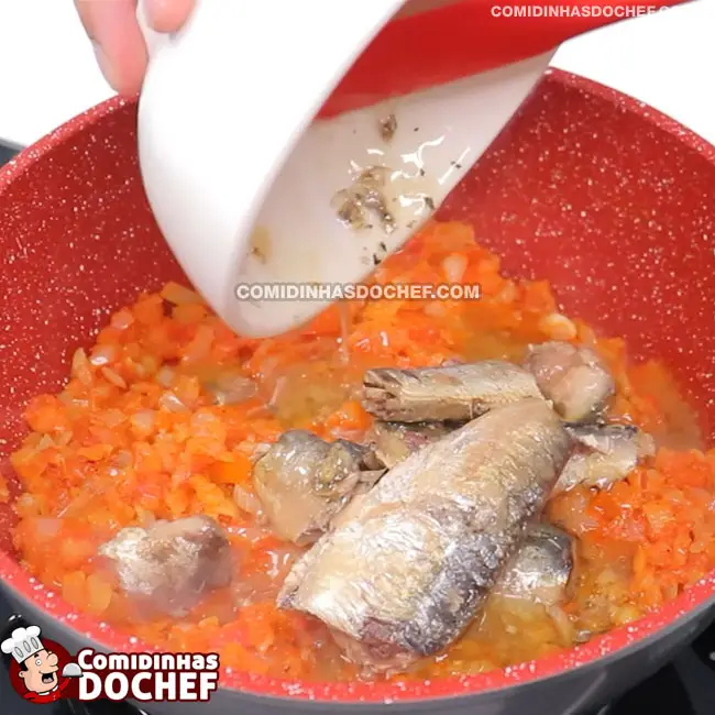 Macarrão com Sardinha e Creme de Leite - Passo 6