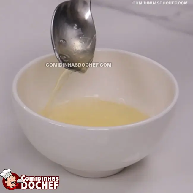 Mousse de Leite Ninho Com Ganache - Passo 2