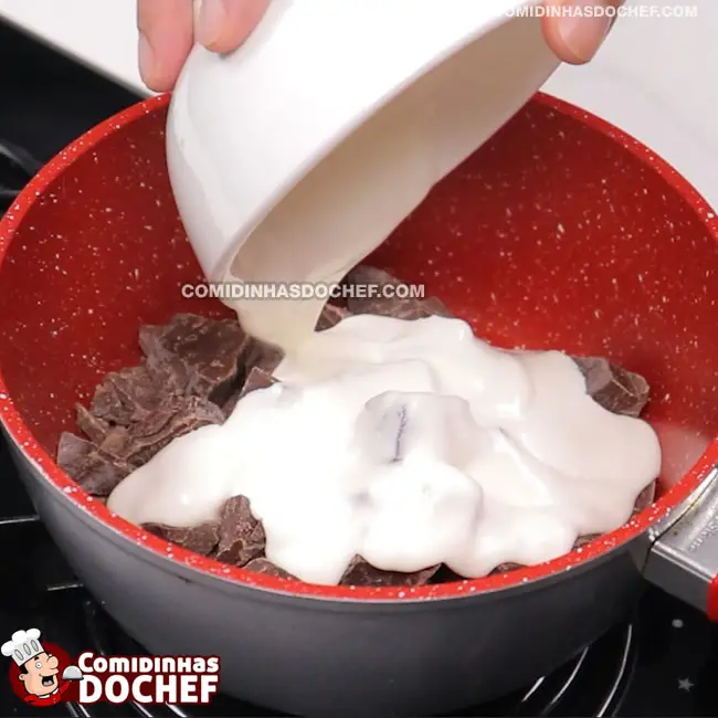 Mousse de Leite Ninho Com Ganache - Passo 1