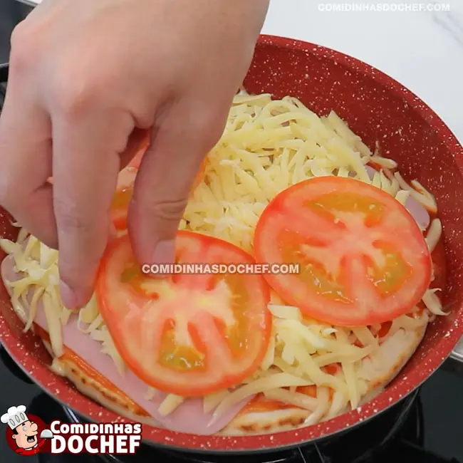Pizza de Frigideira com Queijo - Passo 2