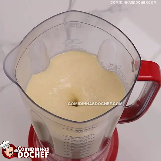 Pudim de Pão de Liquidificador - Passo 2