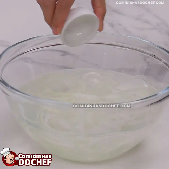 Salada de Cebola Crua - Passo 2