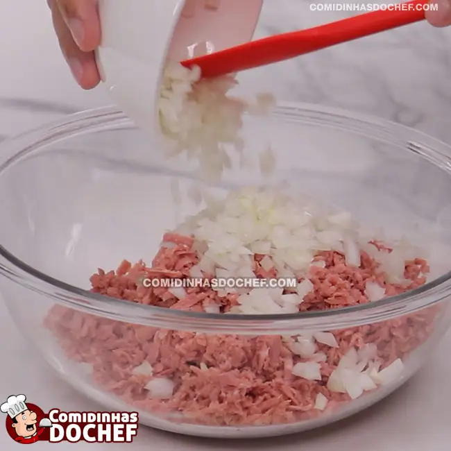 Torta de Calabresa de Liquidificador - Passo 1