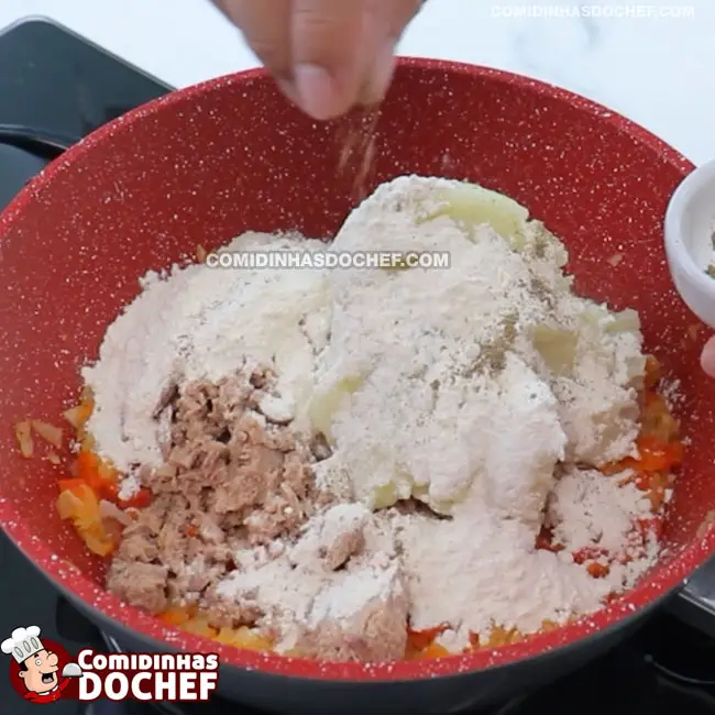 Bolinho de Atum Frito - Passo 5