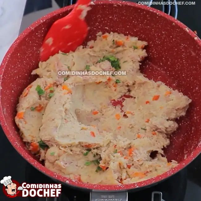 Bolinho de Atum Frito - Passo 8