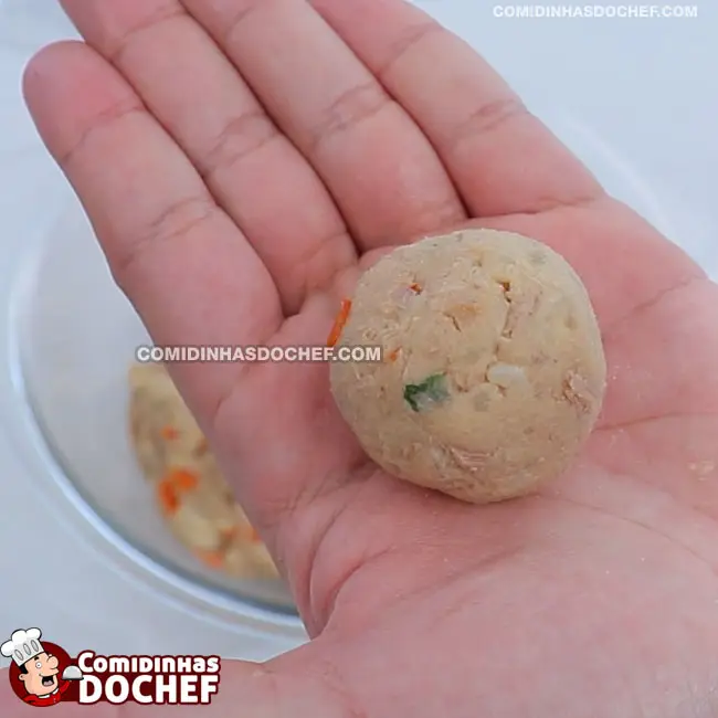 Bolinho de Atum Frito - Passo 10