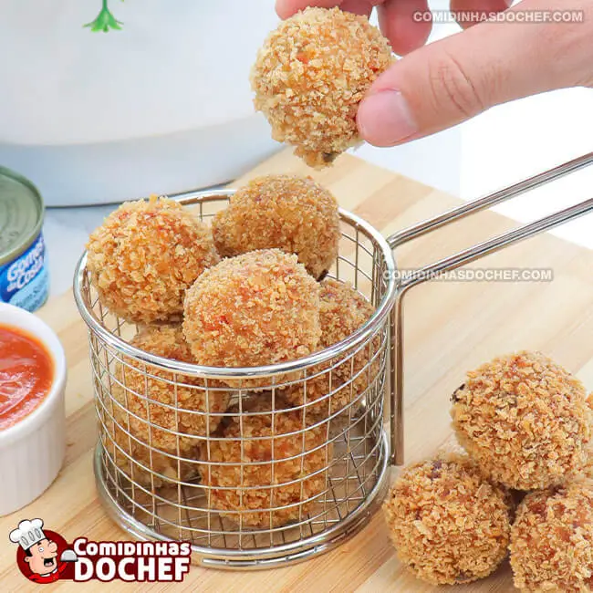 Bolinho de Atum Frito