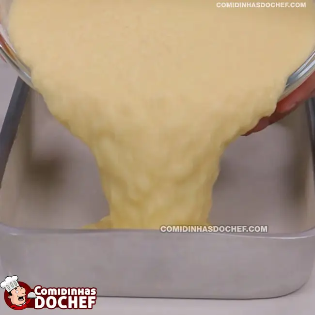 Bolo de Mandioca Tradicional Fácil - Passo 6