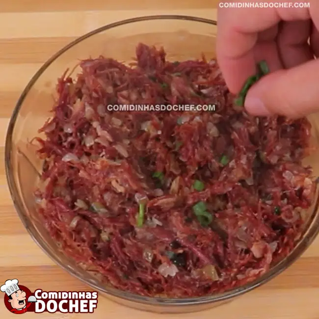 Carne Seca Acebolada Simples e Fácil - Passo 15