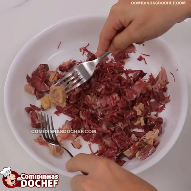 Carne Seca Acebolada Simples e Fácil - Passo 8