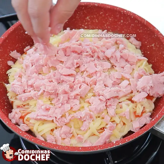 Pizza de Frigideira Sem Fermento - Passo 2
